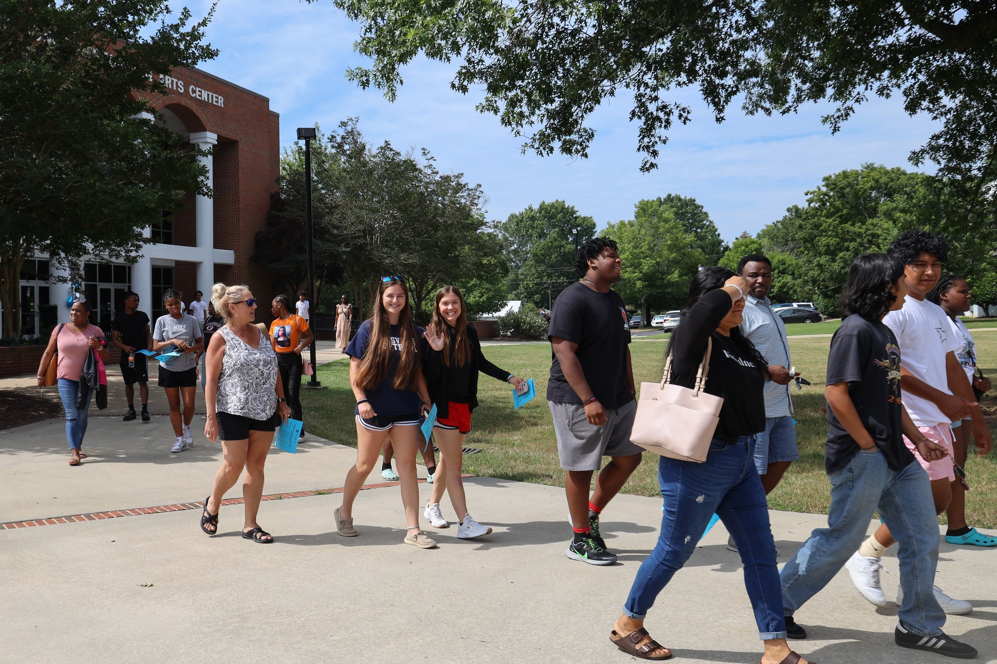 Prospective students walking to Taft building during Hurricane Prep Day.